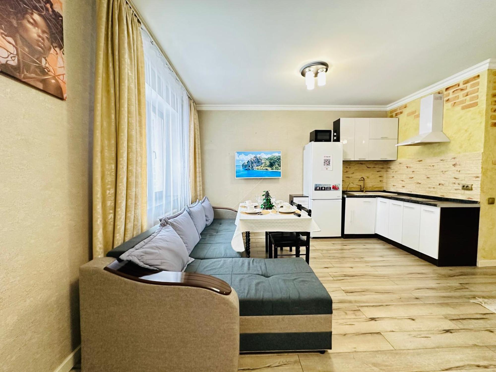 Vostochnyi Park Apartament In The Center Of Almaty Leilighet Eksteriør bilde